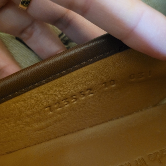 **SOLD**Gucci loafers Mandala Brown sugar  Gucci Sz10 Read Details**** - Picture 10 of 16